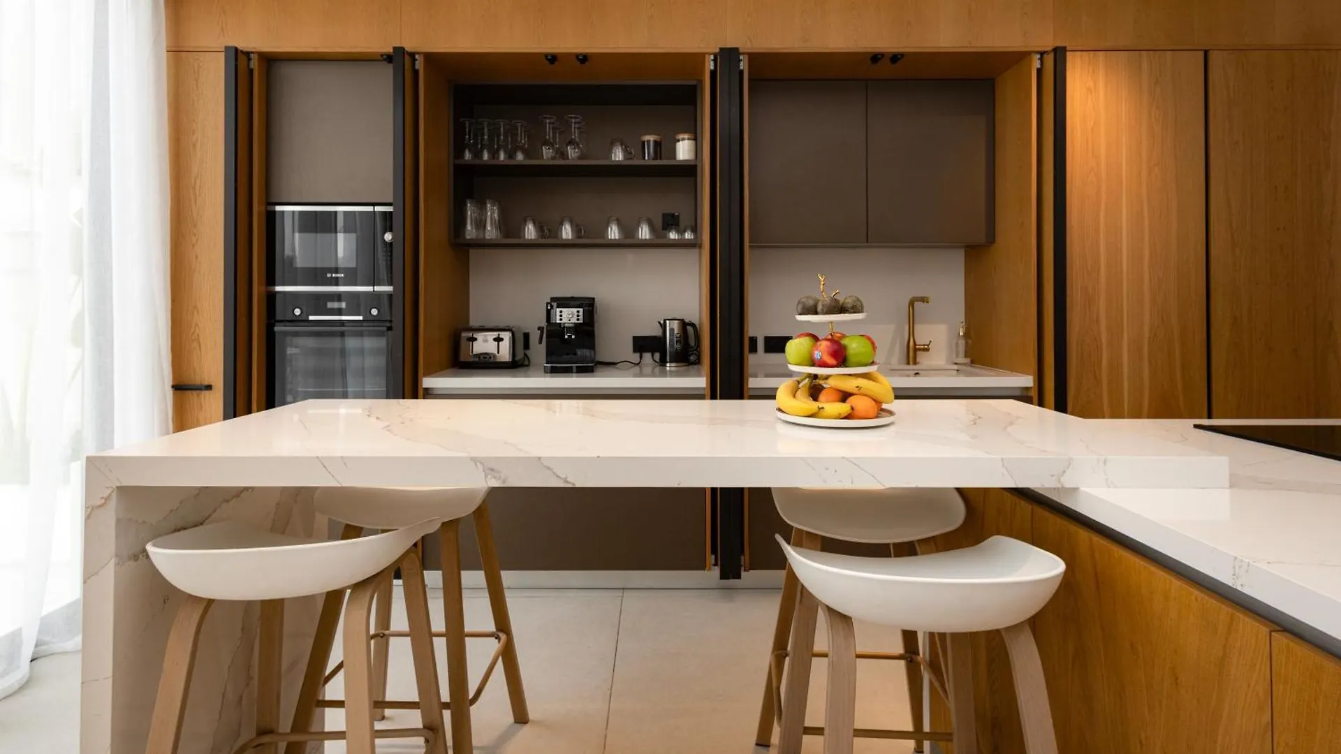 Luxurious Villa 5Bhk With Pool Bbq And Full Time Housemaid Assistance - Live In Dubai United Arab Emirates