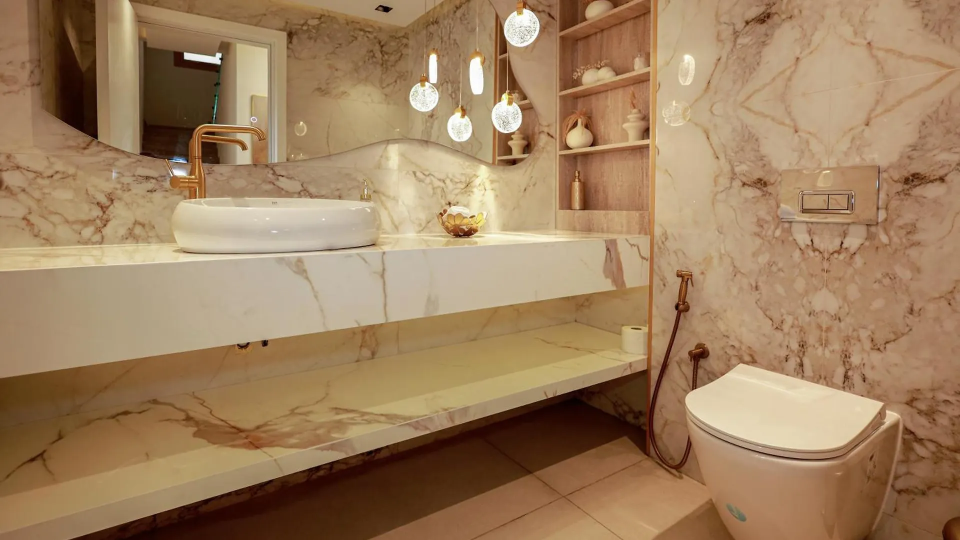 Luxurious Villa 5Bhk With Pool Bbq And Full Time Housemaid Assistance - Live In Dubai United Arab Emirates