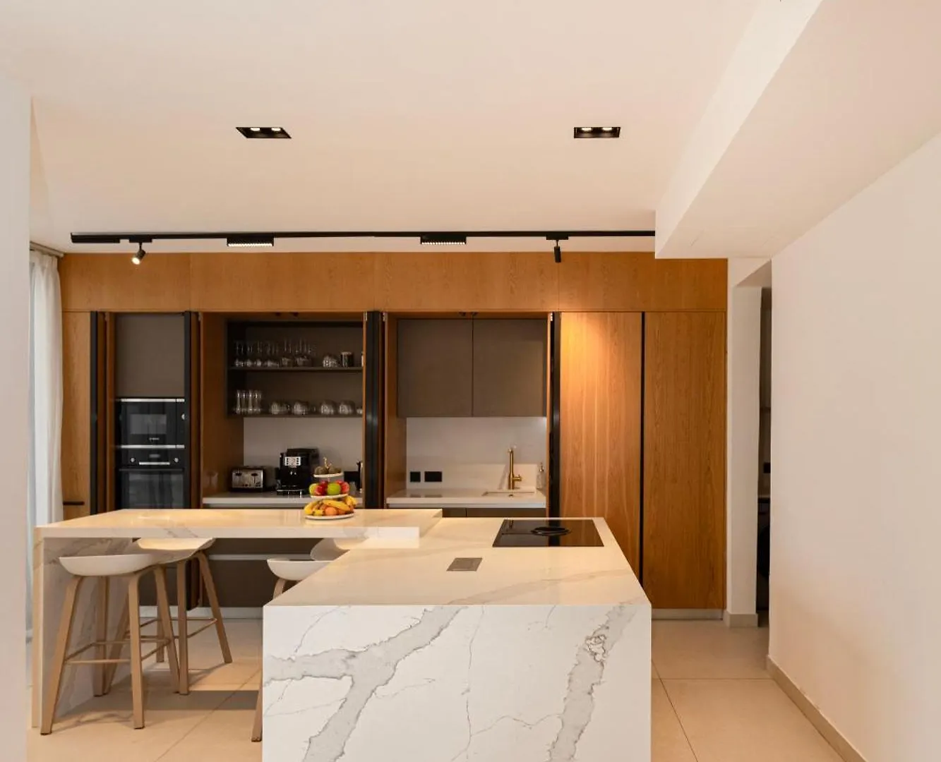Luxurious Villa 5Bhk With Pool Bbq And Full Time Housemaid Assistance - Live In Dubai