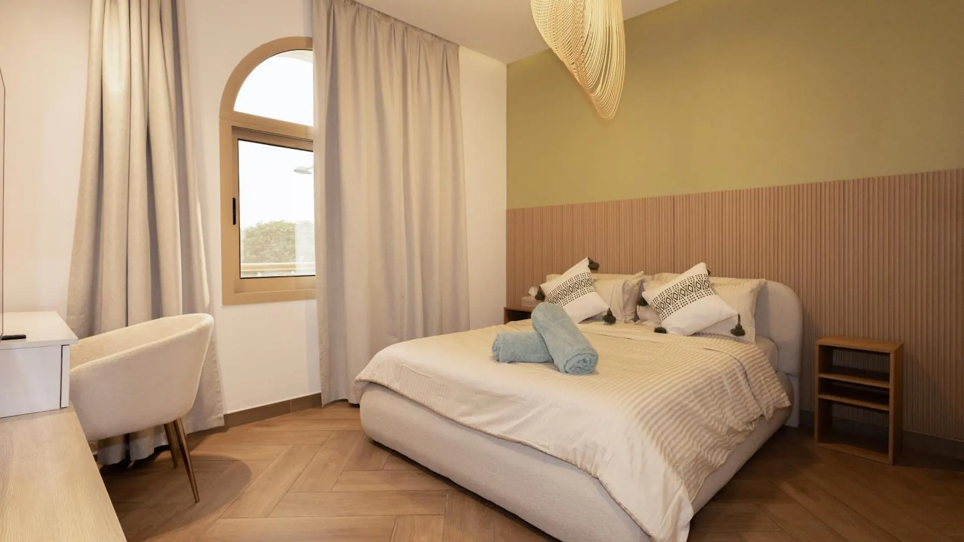 Luxurious Villa 5Bhk With Pool Bbq And Full Time Housemaid Assistance - Live In Dubai